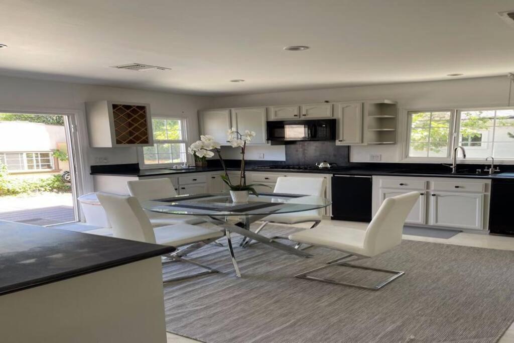 5 Bedroom House In Beverly Hills Los Angeles