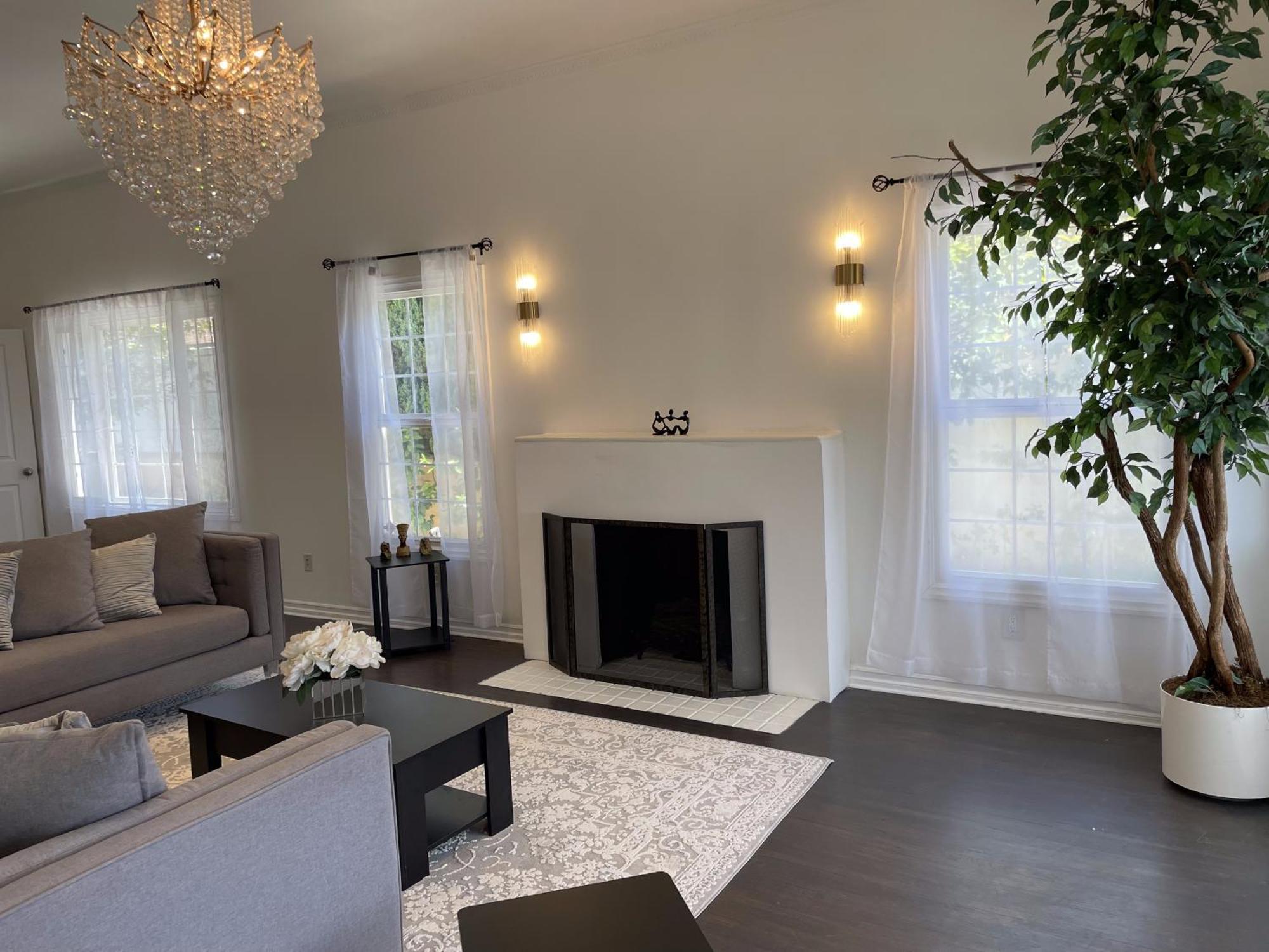 5 Bedroom House In Beverly Hills * Los Angeles